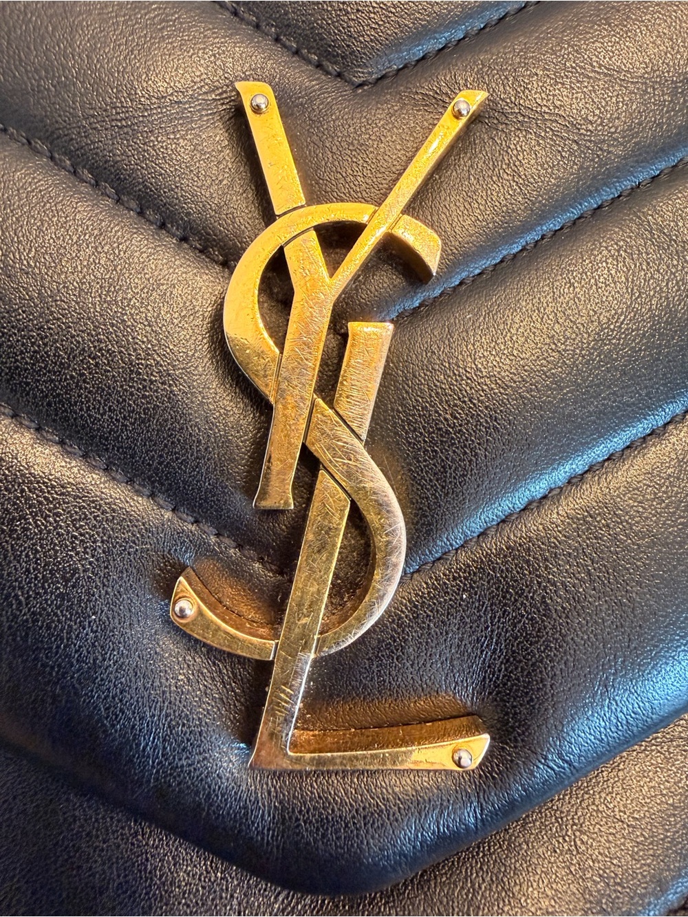 YSL Chevron Quilted LouLou Medium Black - Picture 6 of 16